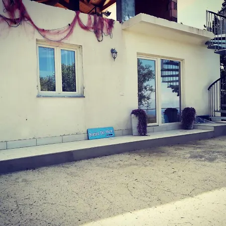 Bed & Breakfast Brezza Del Mare 2*