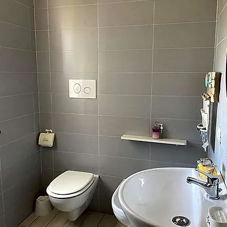 Brezza Del Mare Oda ve Kahvaltı Agropoli